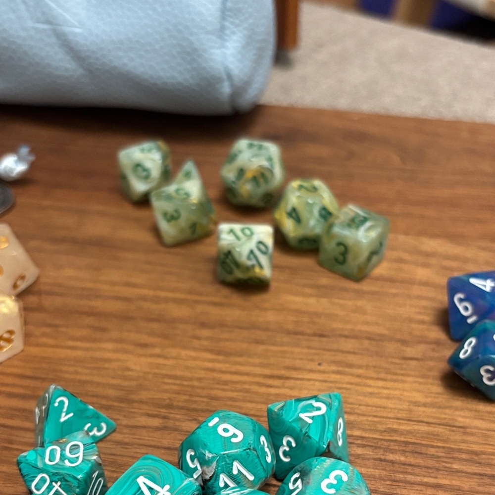 VOX MACHINA DICE SET: PIKE TRICKFOOT - Picture 5 of 7